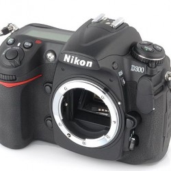 نيكون D300